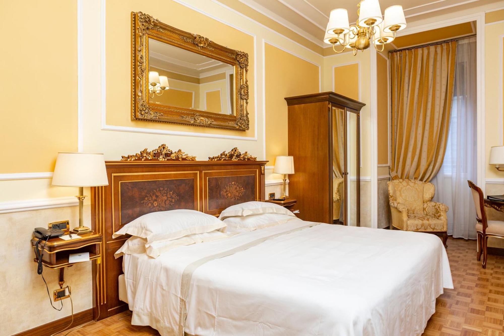 Hotel Bristol Palace Génova Habitación foto